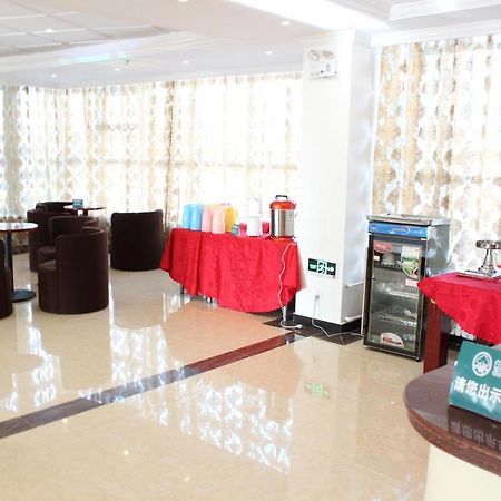 Greentree Inn Shanghai Pudong Airport Wild Animal Park Express Hotel Nanhui Exterior foto